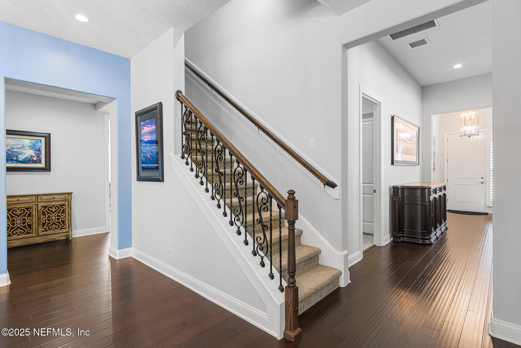 217 Bonita Vista Drive - Photo 18