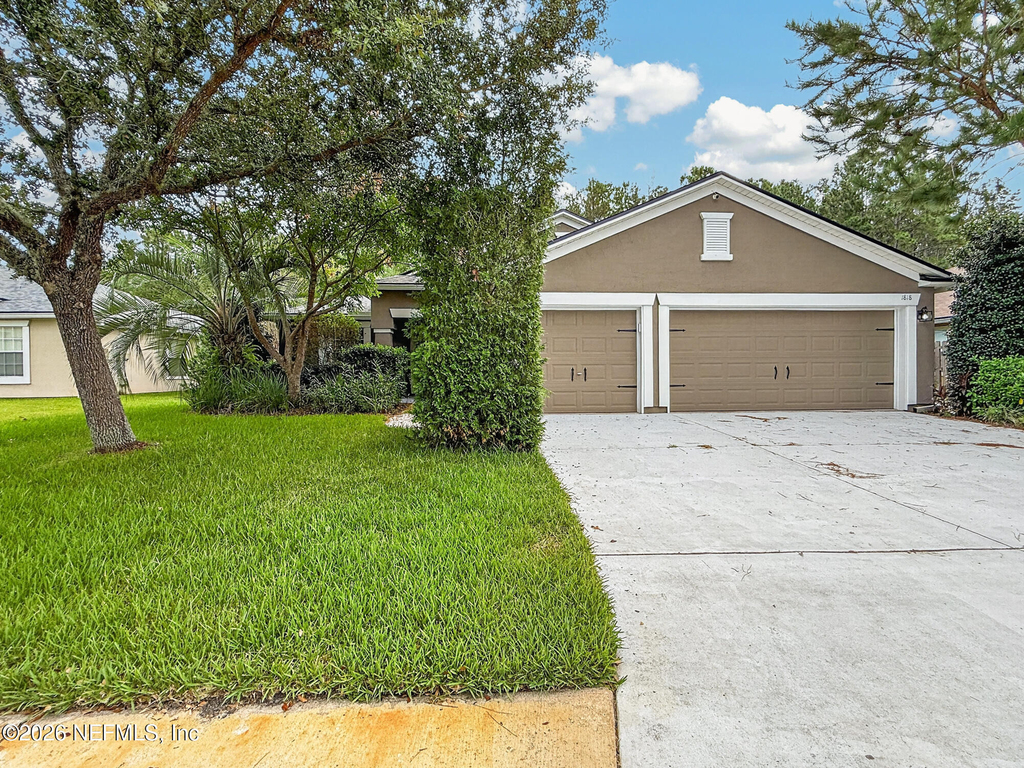 1818 Hollow Glen Drive - Photo 1