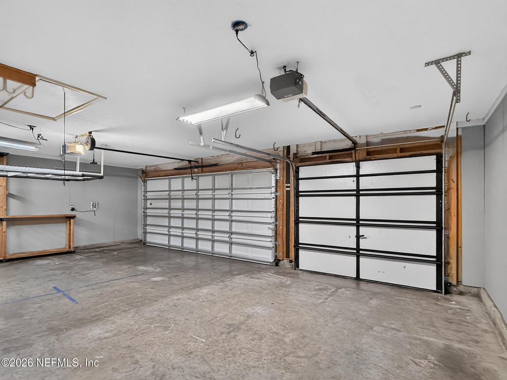 1818 Hollow Glen Drive - Photo 40