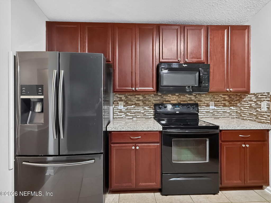 1818 Hollow Glen Drive - Photo 15