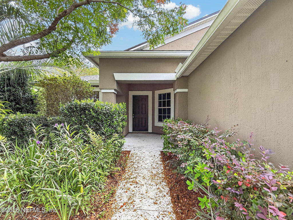 1818 Hollow Glen Drive - Photo 5