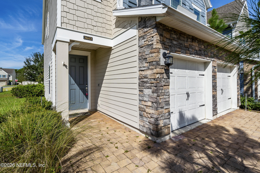 2682 Fawn Point Drive - Photo 3