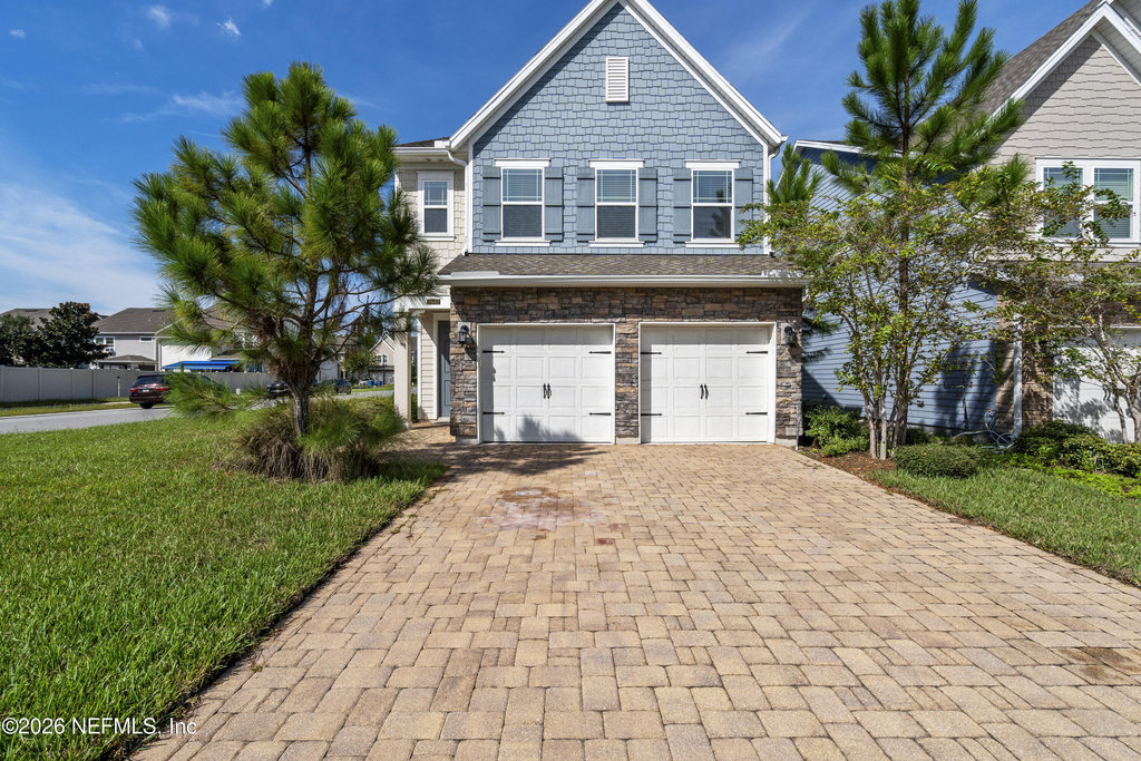 2682 Fawn Point Drive - Photo 0