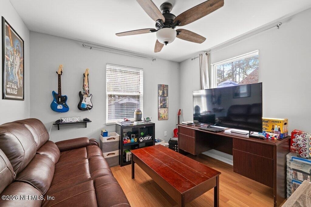 3660 Mandarin Woods Drive N - Photo 17