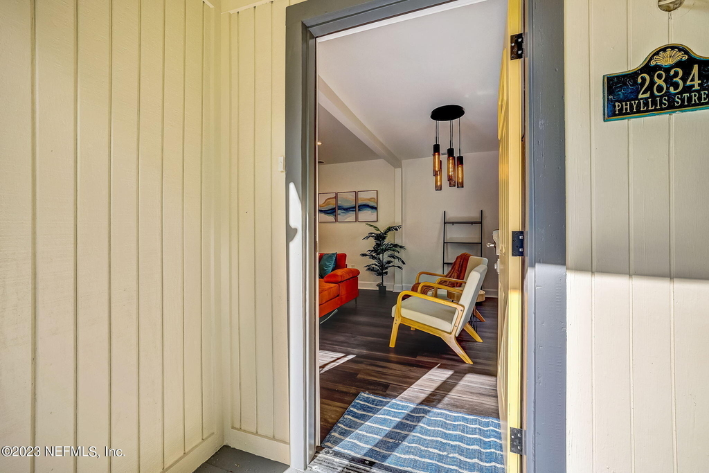 2834 Phyllis Street - Photo 6