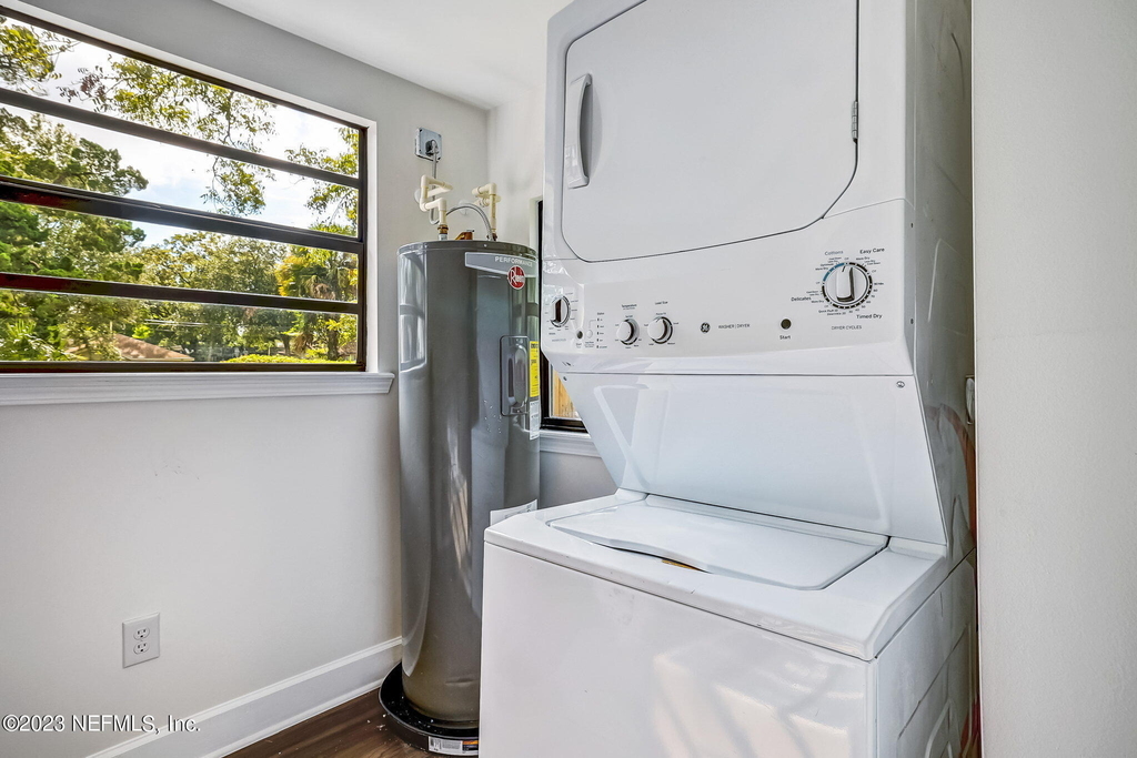 2834 Phyllis Street - Photo 24