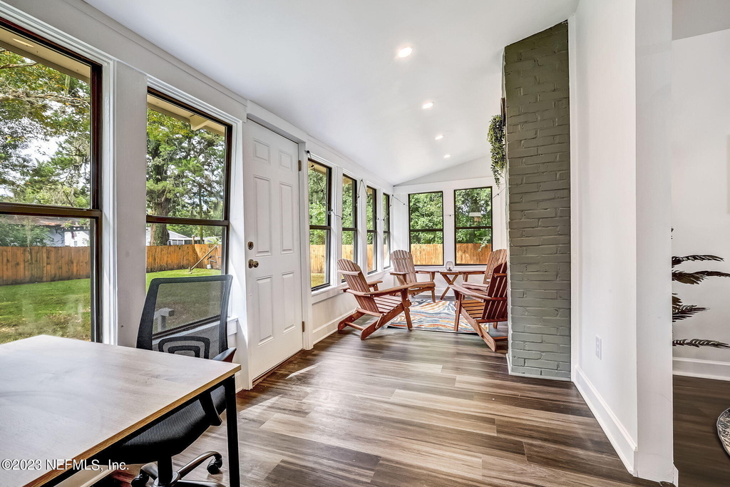 2834 Phyllis Street - Photo 19