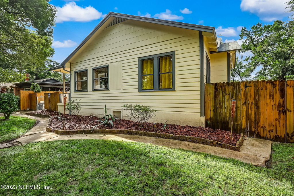 2834 Phyllis Street - Photo 31