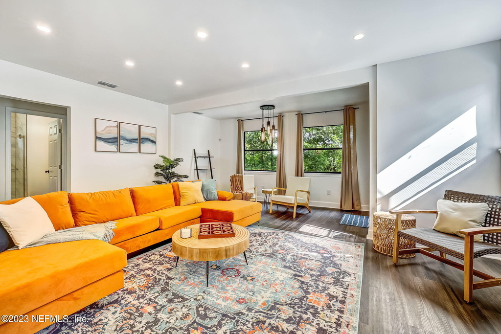 2834 Phyllis Street - Photo 8