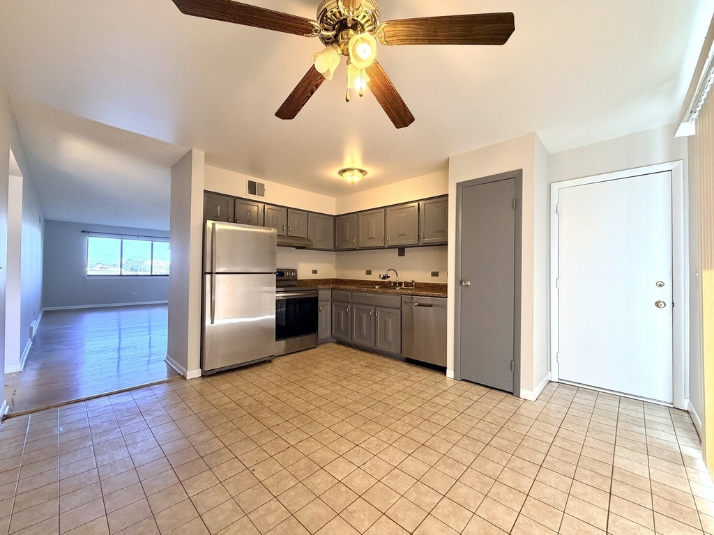 1452 Carol Court - Photo 4