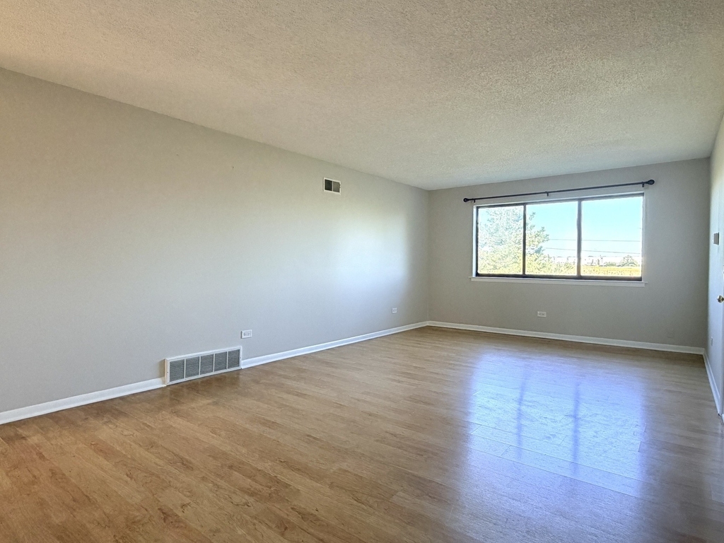 1452 Carol Court - Photo 6
