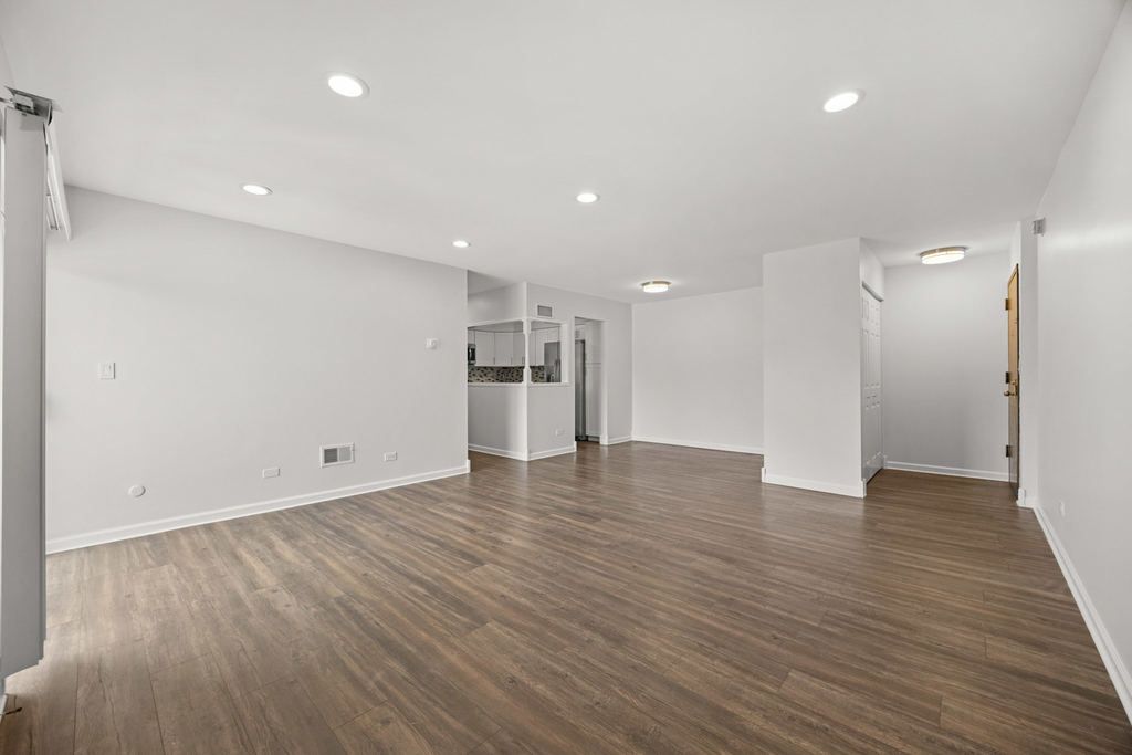 7300 Fairview Avenue - Photo 10