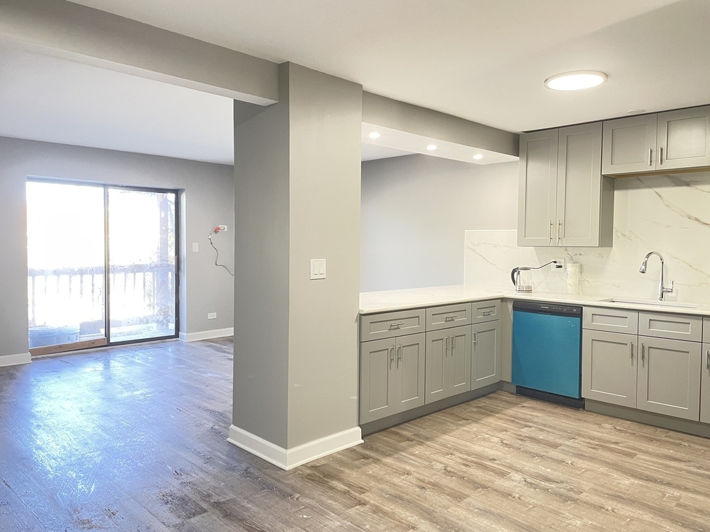 1364 N Geneva Drive - Photo 4