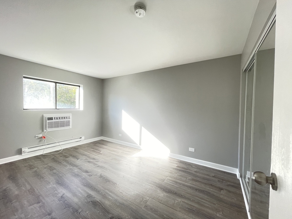 1364 N Geneva Drive - Photo 6