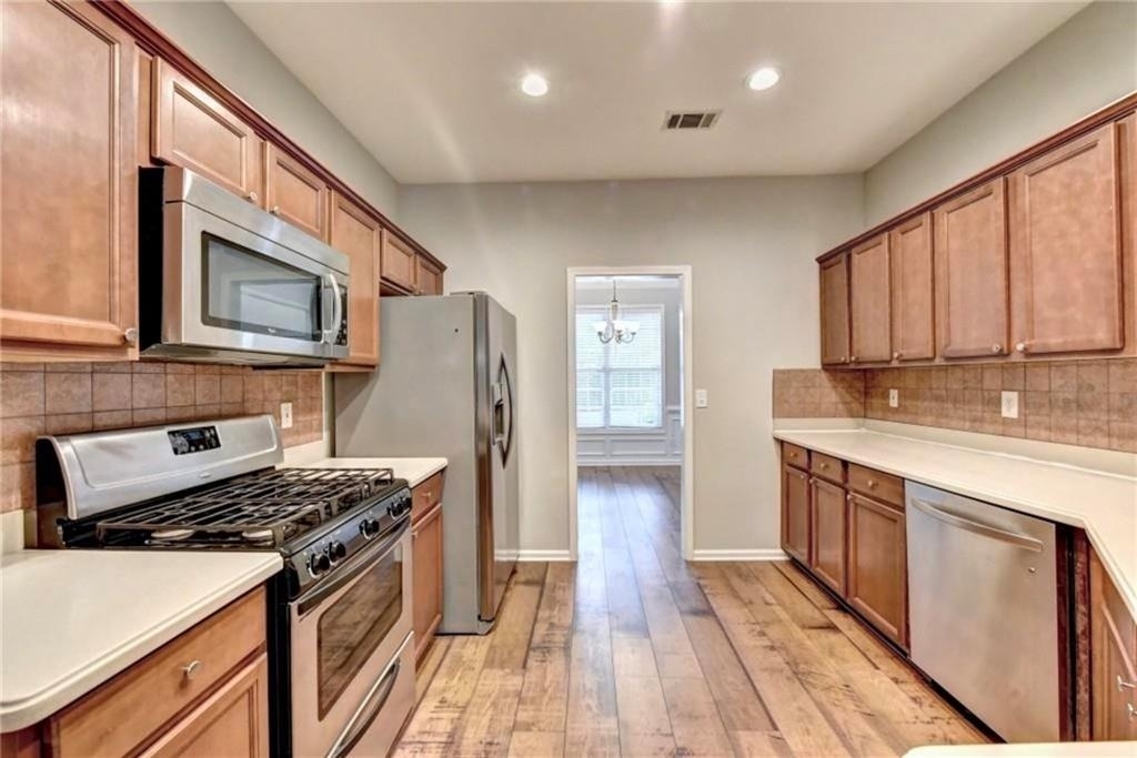 410 Ruby Forest Parkway - Photo 3
