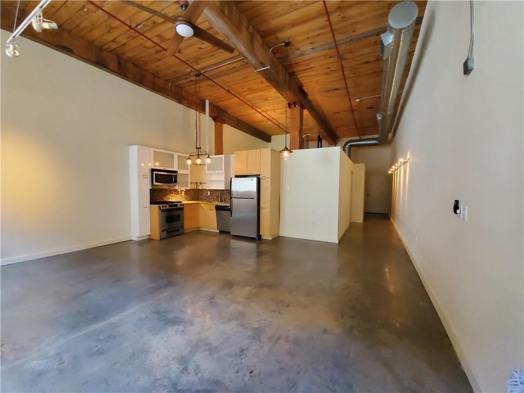 170 Boulevard - Photo 3
