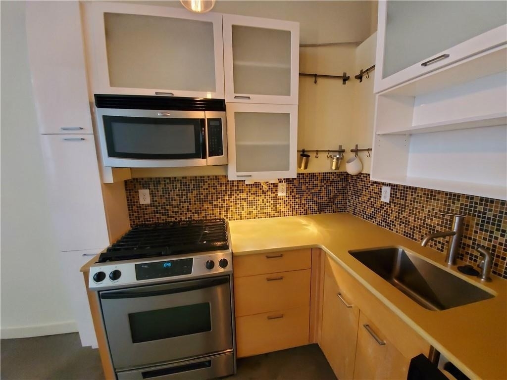 170 Boulevard - Photo 4
