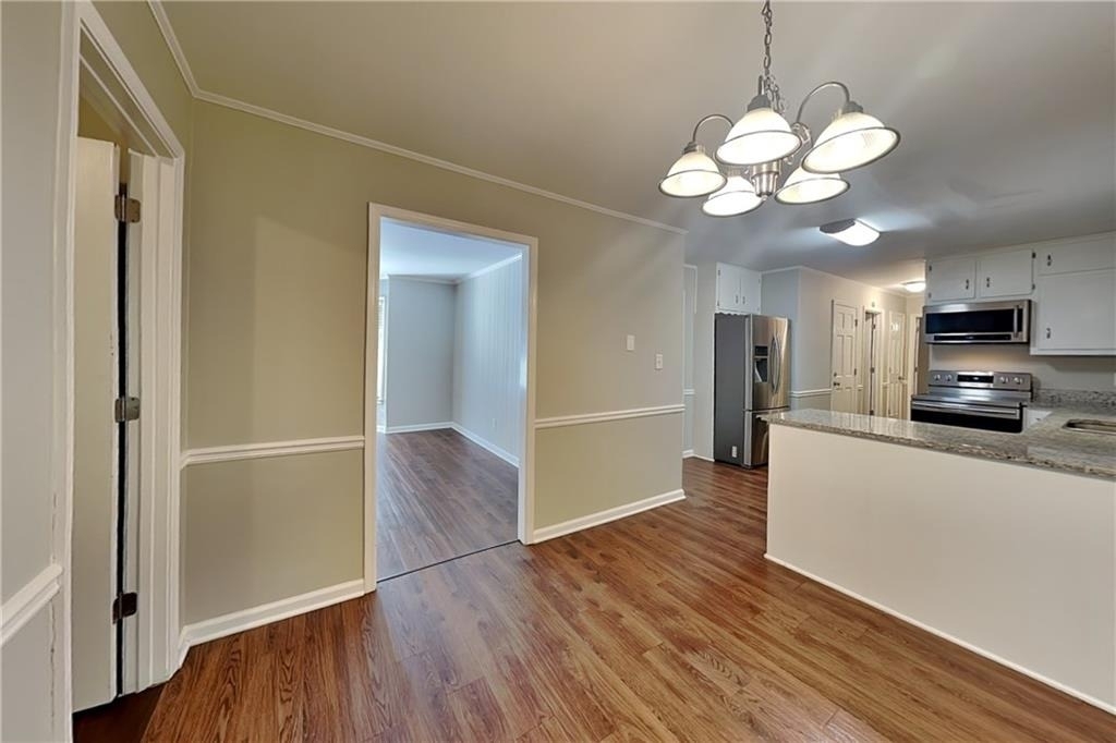 1484 Pleasant Street - Photo 7