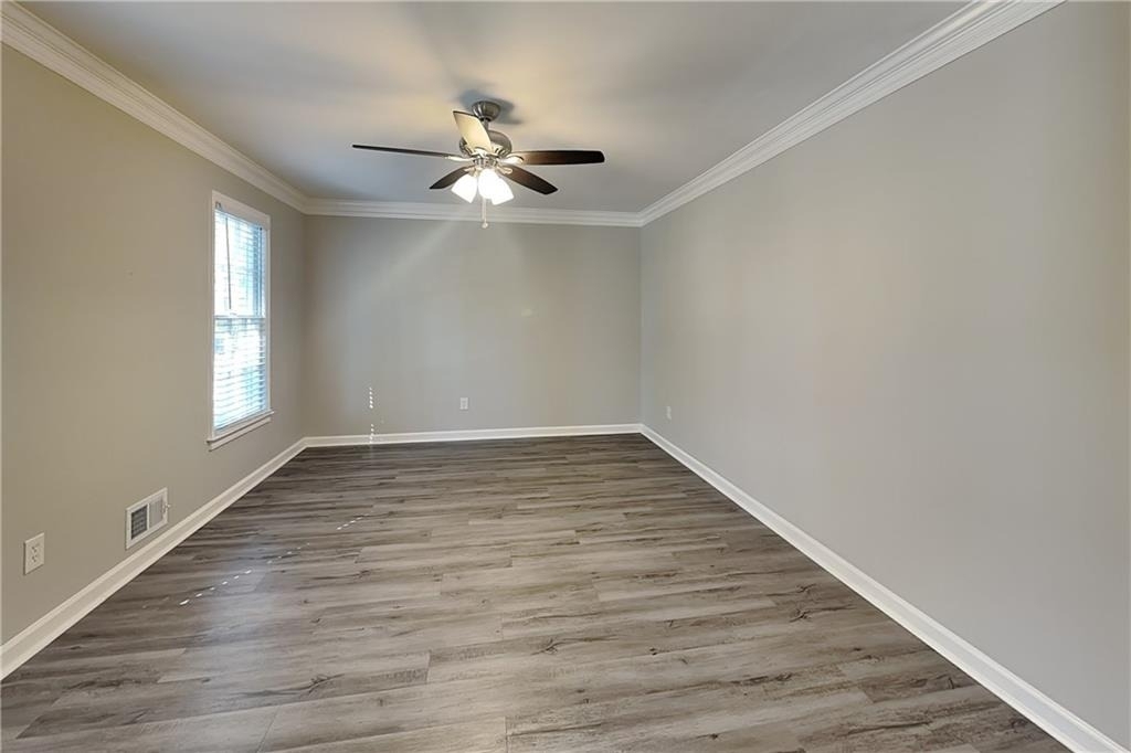 1484 Pleasant Street - Photo 2