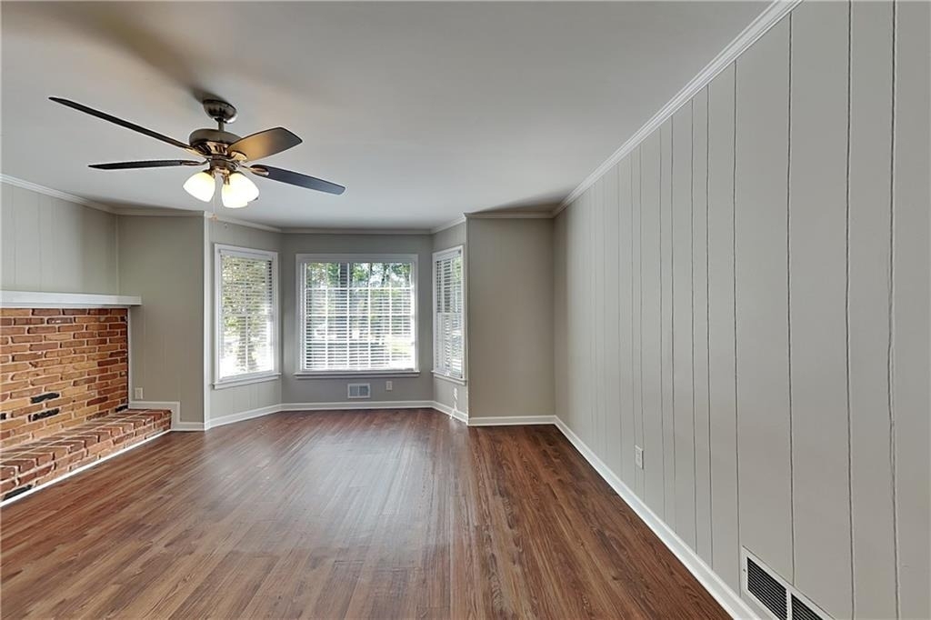 1484 Pleasant Street - Photo 1