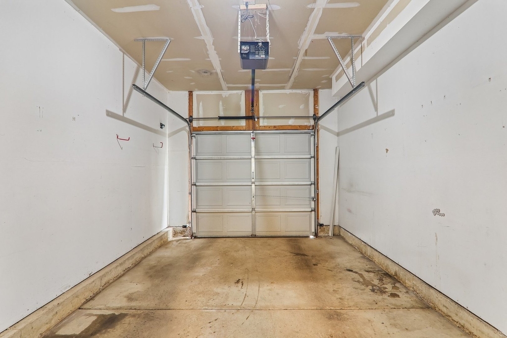 984 Parkhill Circle - Photo 37