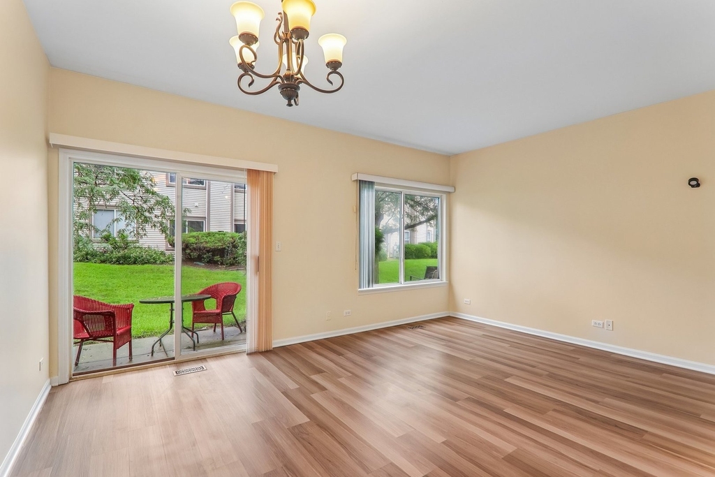 984 Parkhill Circle - Photo 10