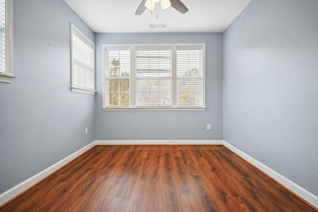 3775 Ashford Creek Avenue Ne - Photo 18