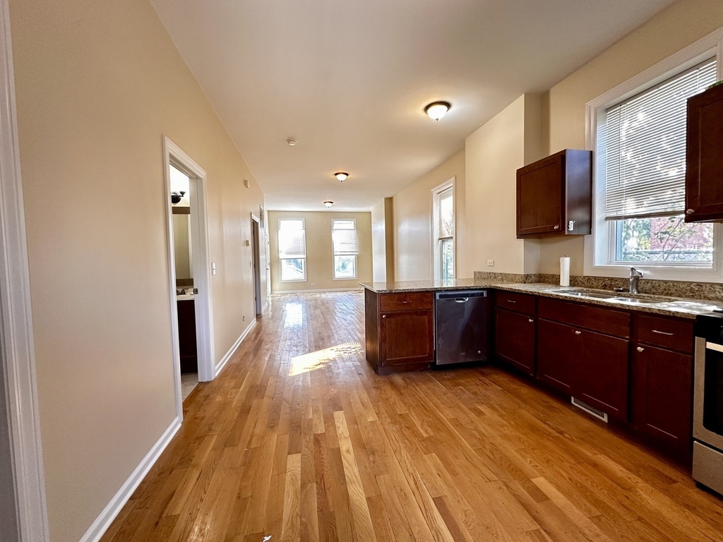 2624 W 15th Street - Photo 6