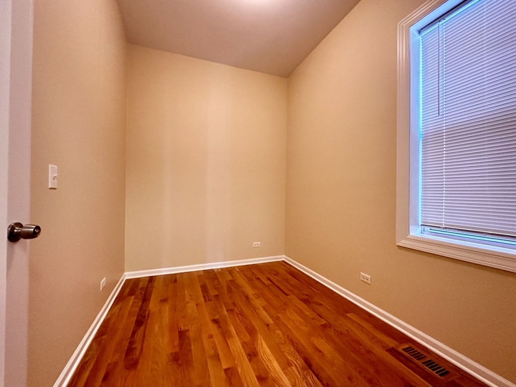 2624 W 15th Street - Photo 14