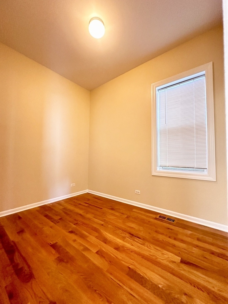 2624 W 15th Street - Photo 13
