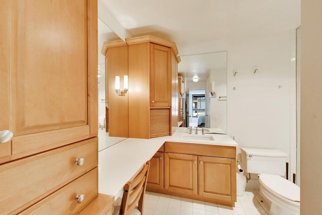 360 E Randolph Street - Photo 17