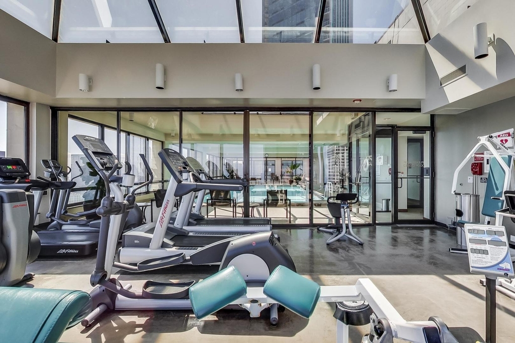 360 E Randolph Street - Photo 25