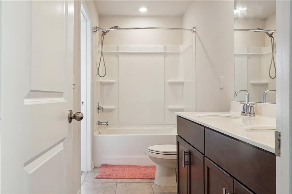 5562 Plain Field Lane - Photo 16