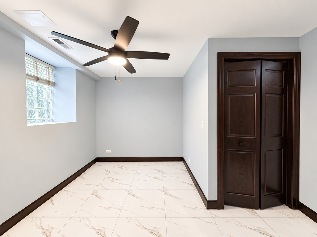 442 E 48th Street - Photo 5