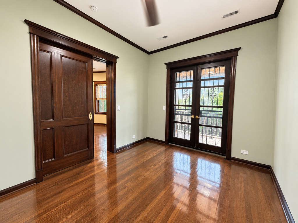 442 E 48th Street - Photo 6