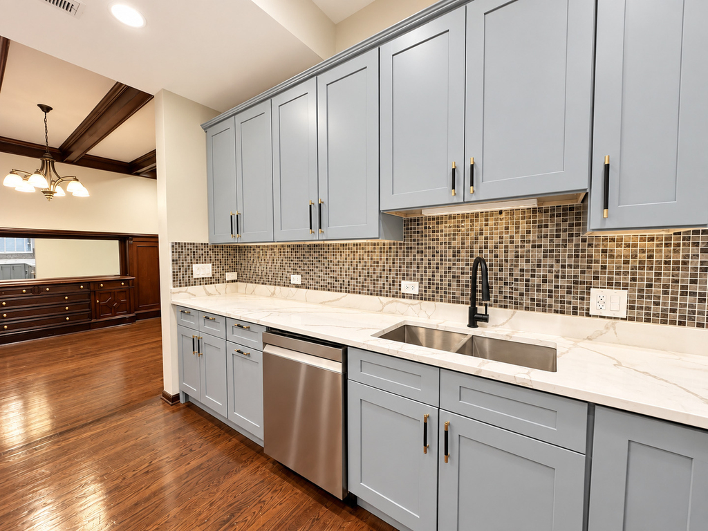 442 E 48th Street - Photo 7