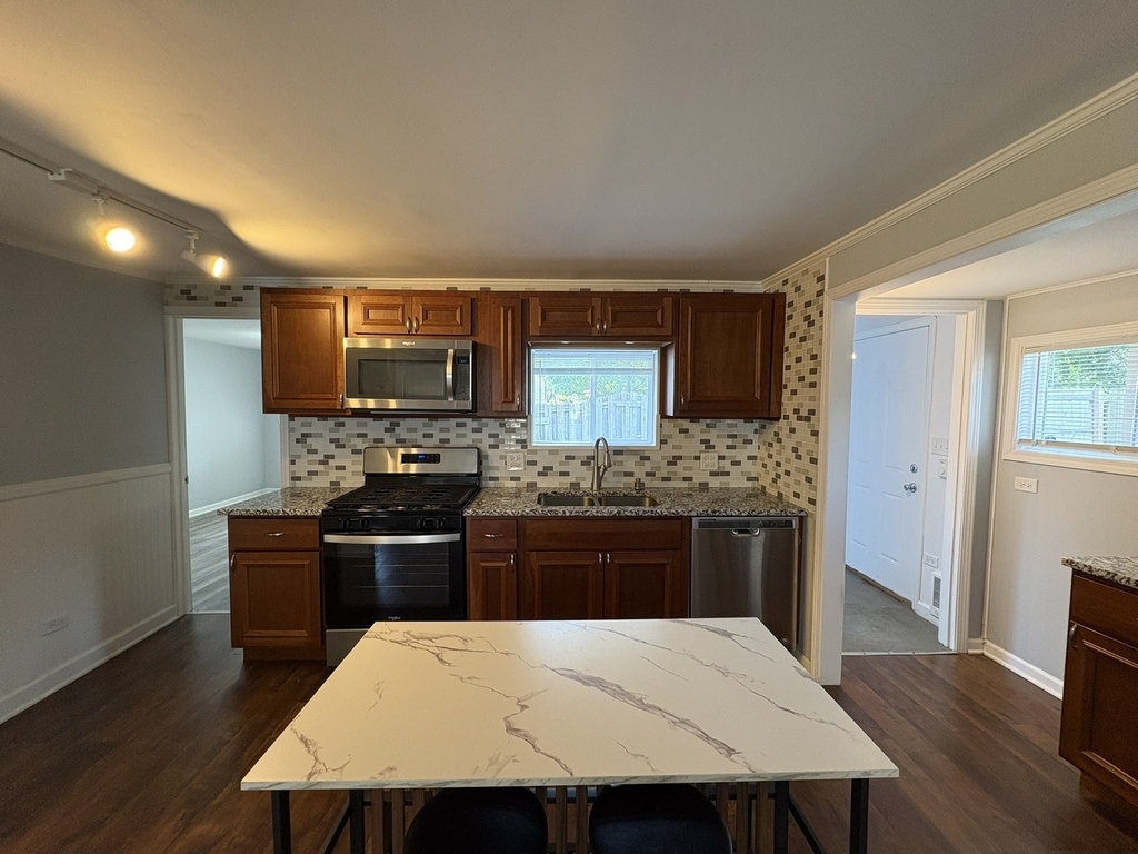 115 Grant Street - Photo 3