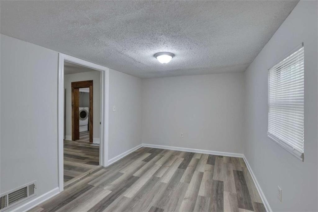 2486 Claude Street Nw - Photo 8