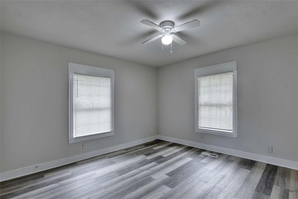 2486 Claude Street Nw - Photo 9