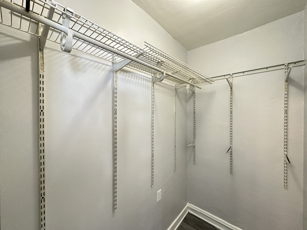 661 W Sheridan Road - Photo 14