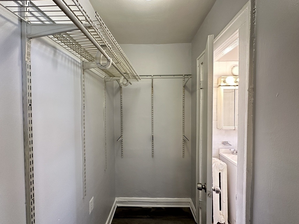 661 W Sheridan Road - Photo 15