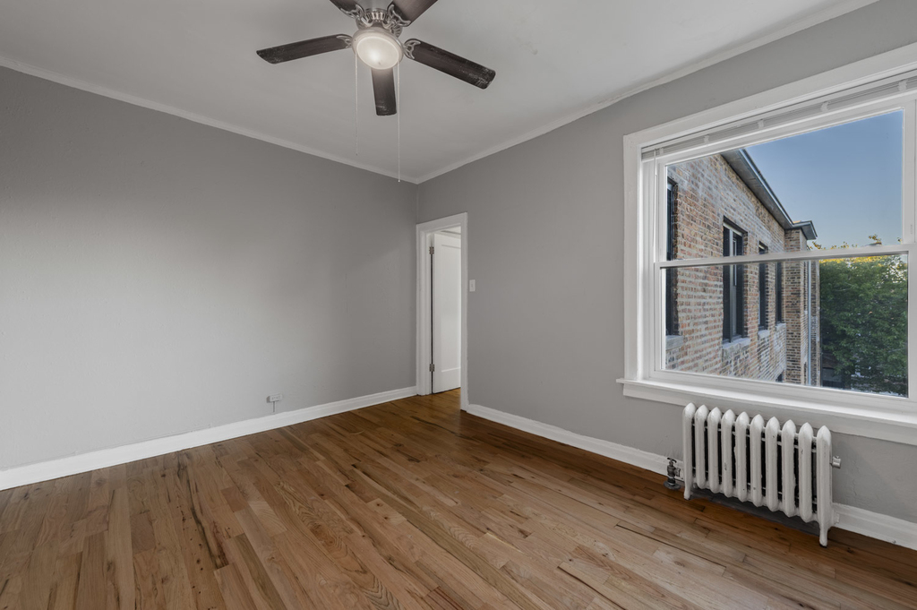 1414 W Pratt Boulevard - Photo 4