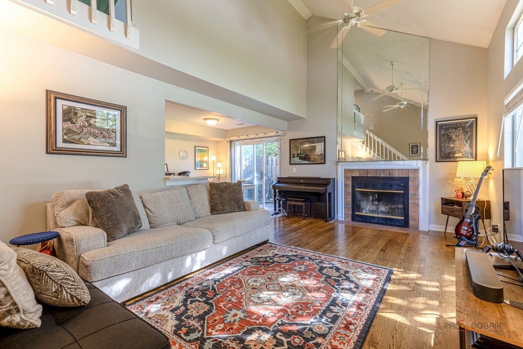 1230 N Knollwood Drive - Photo 2