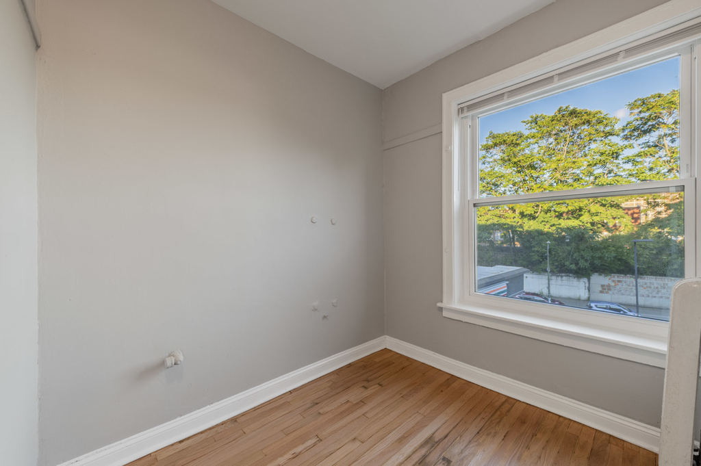 1414 W Pratt Boulevard - Photo 5