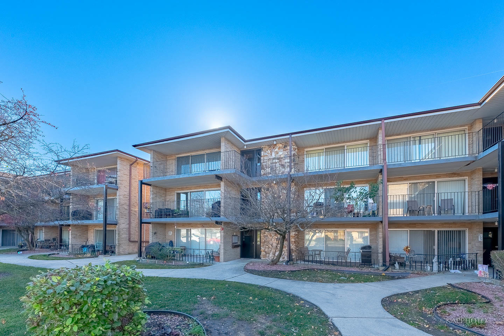 3175 W 115th Street - Photo 1