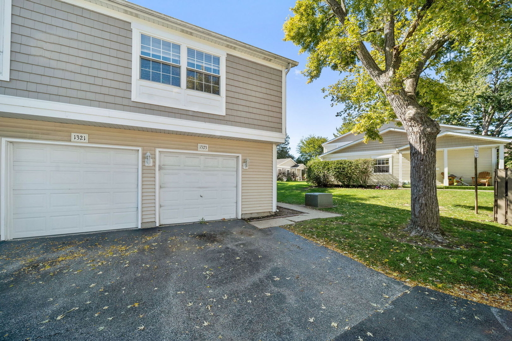 1323 Braver Court - Photo 19
