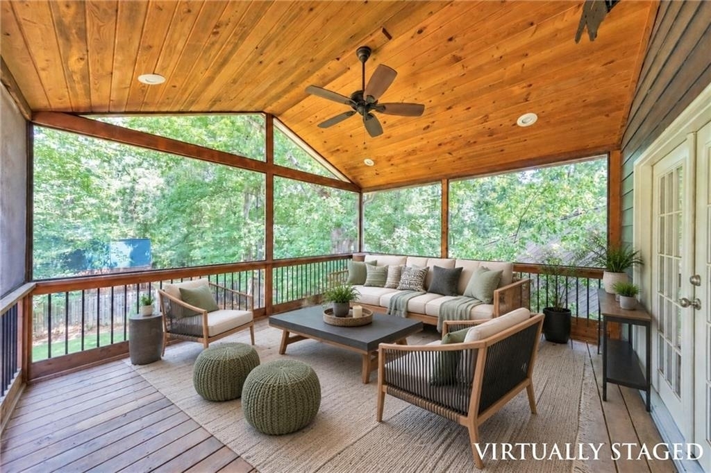 3701 Thornwood Way - Photo 32