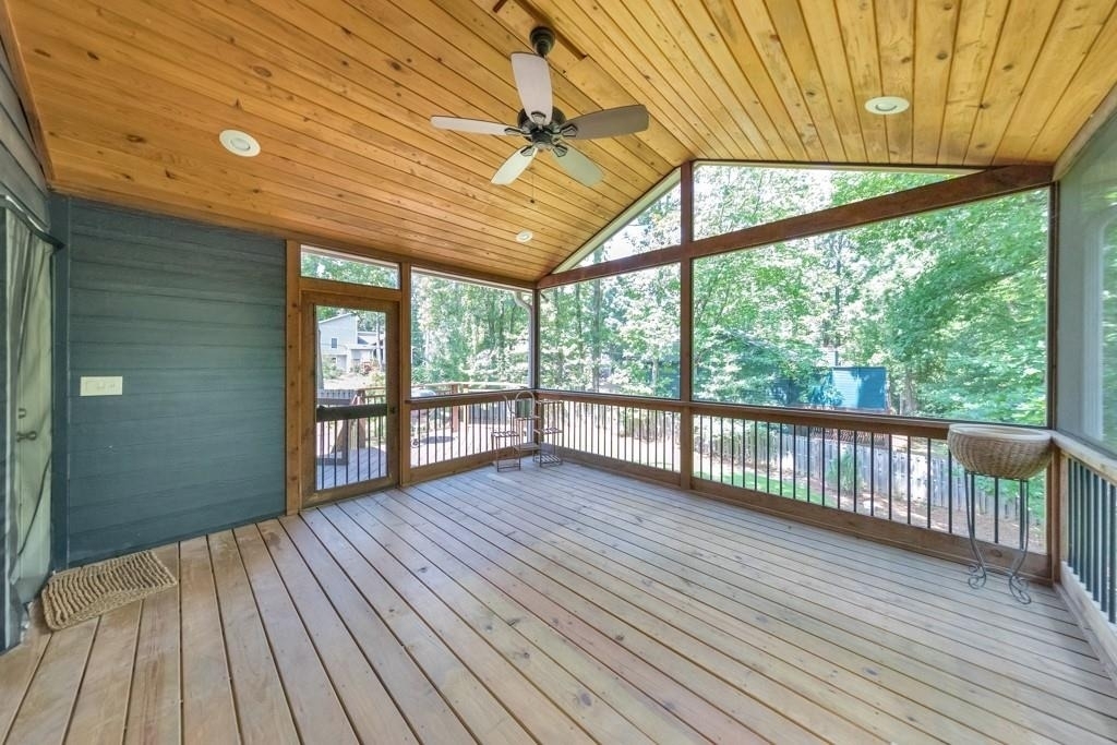 3701 Thornwood Way - Photo 19