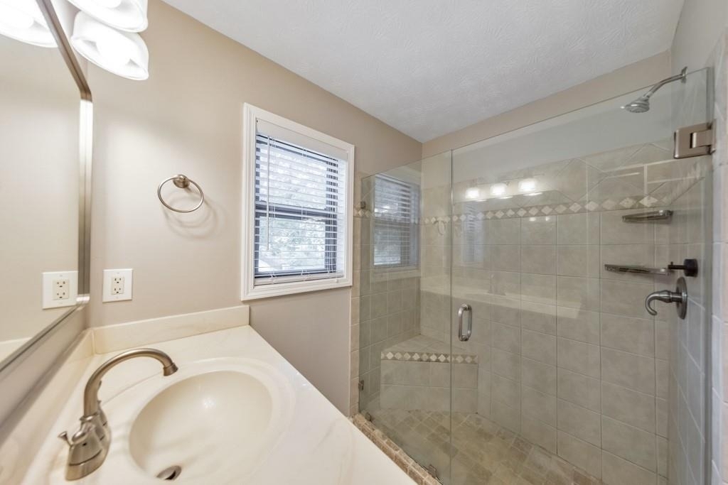 3701 Thornwood Way - Photo 40
