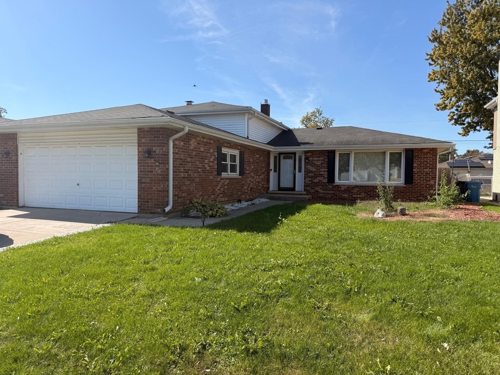 9336 Moody Avenue - Photo 3